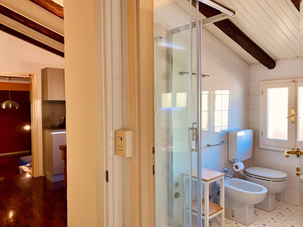 House Of Chariot - In The Heart Of Bologna Apartment Exterior foto