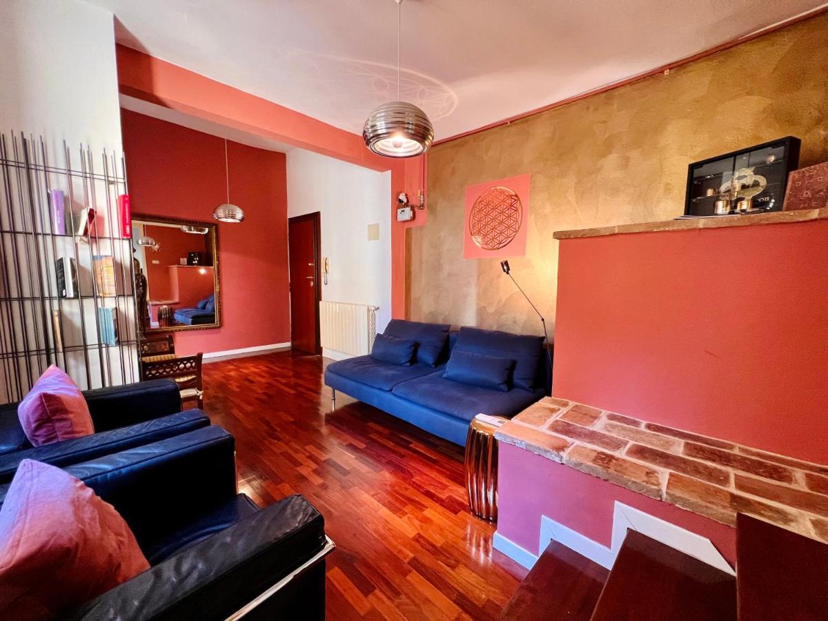 House Of Chariot - In The Heart Of Bologna Apartment Exterior foto